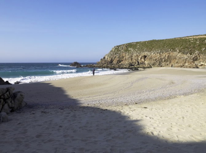 AREA PEQUENA - A HUCHA