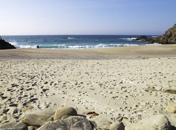 AREA PEQUENA - A HUCHA