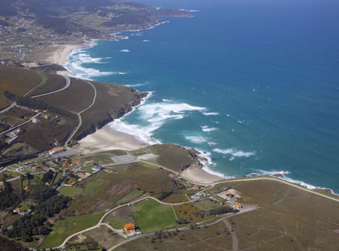 AREA PEQUENA - A HUCHA