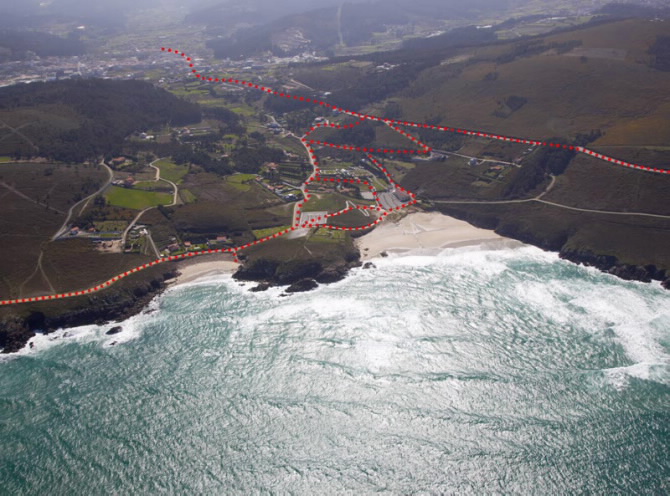 AREA PEQUENA - A HUCHA