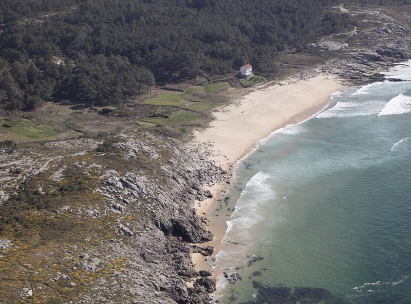 PLAYA AREA LONGA EN PORTO DO SON A CORUÑA - GALICIA