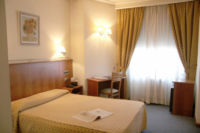 CIUDAD DE COMPOSTELA