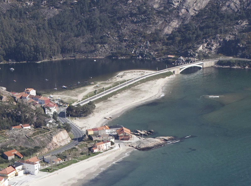 Resultado de imagen de playa ezaro galicia