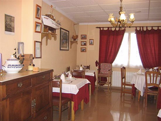 CASA MARIÑEIRA LOURDES