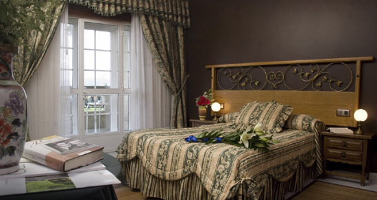 CASA MARIÑEIRA LOURDES