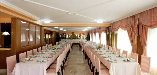 RESTAURANTE A QUEIMADA