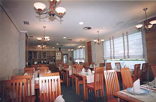 ARROCERIA OS CACHIVACHES