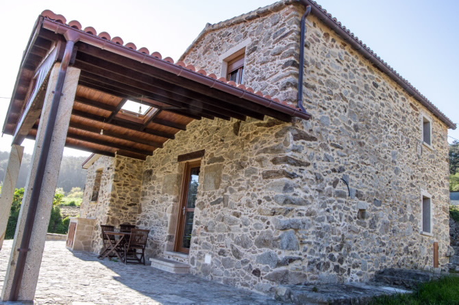 CASA DAS FIADEIRAS DE NEMIÑA