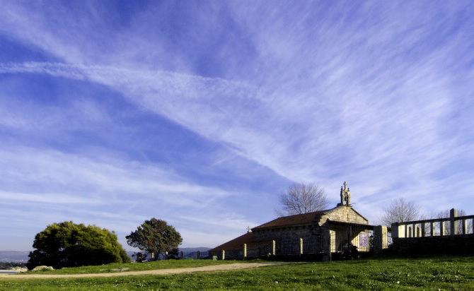CAPELA DE SANTA MARTA DE O BURGO