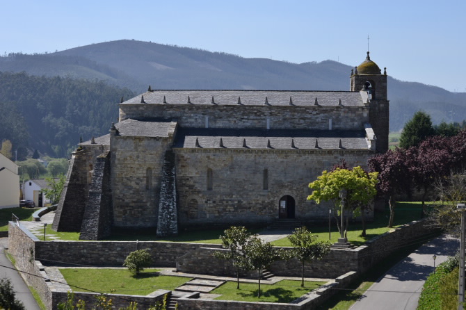 BASÍLICA DE SAN MARTIÑO