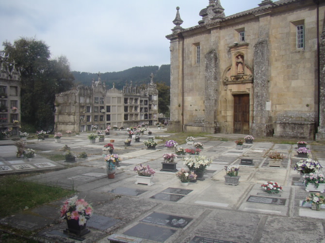 IGREXA DE SANTA MARÍA DE CASTRELO DE MIÑO