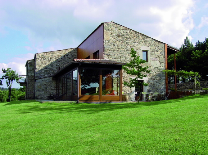 CASA RECTORAL DE LESTEDO