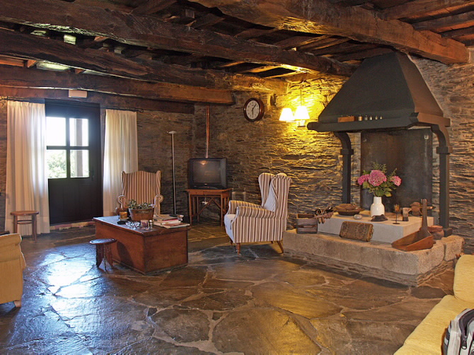 LONGARELA CASA RURAL