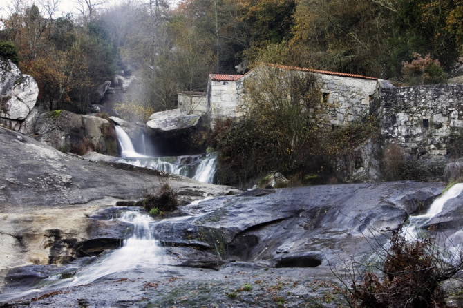 MUÍÑOS DO RÍO BAROSA