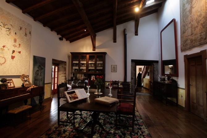 CASA GRANDE DE ROSENDE