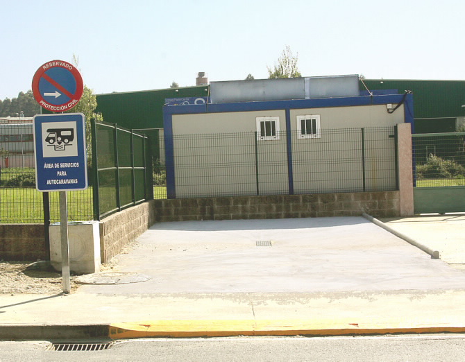 ÁREA DE NARON - RIO DO POZO