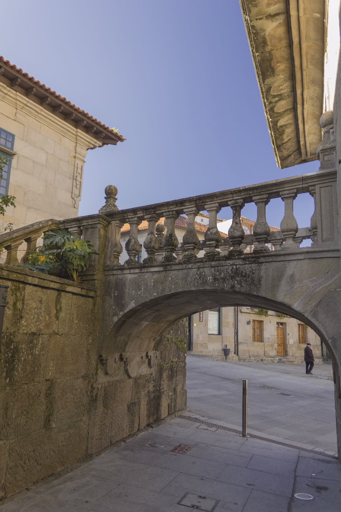 CASAS DE FDEZ. LÓPEZ, DE CASTRO MONTEAGUDO,...