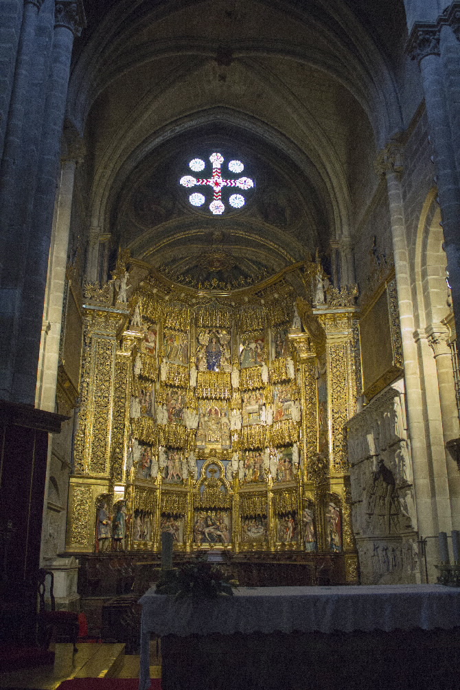 CAPELA MAIOR (CATEDRAL-BASÍLICA DE S.MARTIÑO)