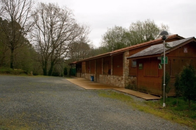 ÁREA EN CAMPING RIO XUVIA