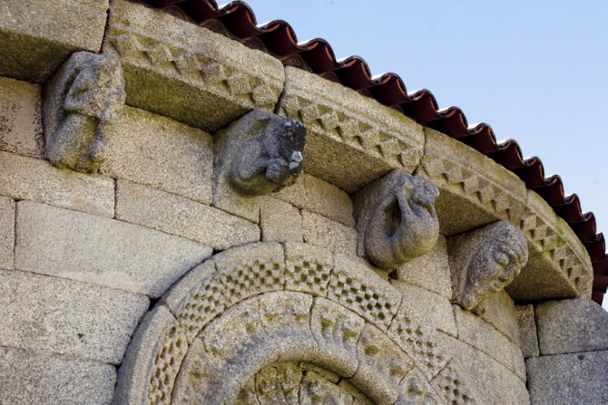 IGREXA DE SAN XULIÁN DE ASTURESES