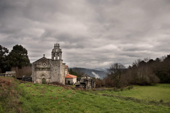IGREXA DE SANTO TOMÉ DE SERANTES