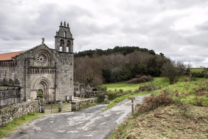 IGREXA DE SANTO TOMÉ DE SERANTES