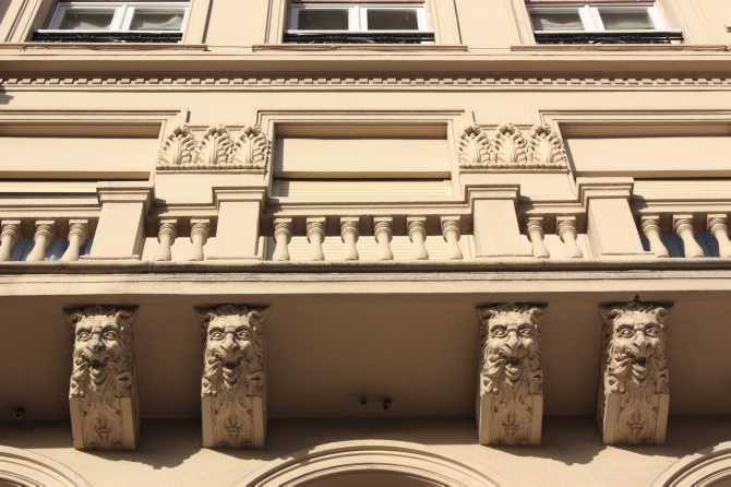 EDIFICIO DENTE DE OURO