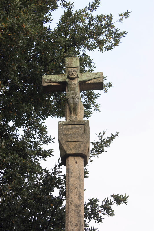 CRUCEIRO DE PEÑARREDONDA