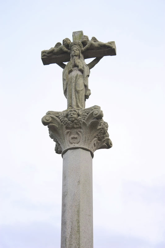 CRUCEIRO DO CEMITERIO DE FEÁNS