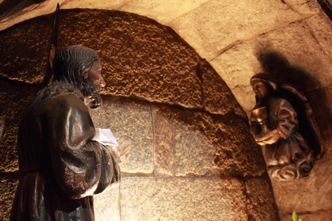 IGREXA DE SANTA MARÍA A ANTIGA DA CORTICELA