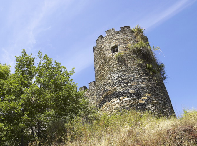 CASTELO DE DOIRAS