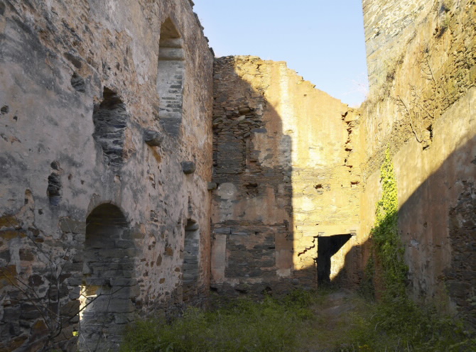 CASTELO DE OS NOVAIS