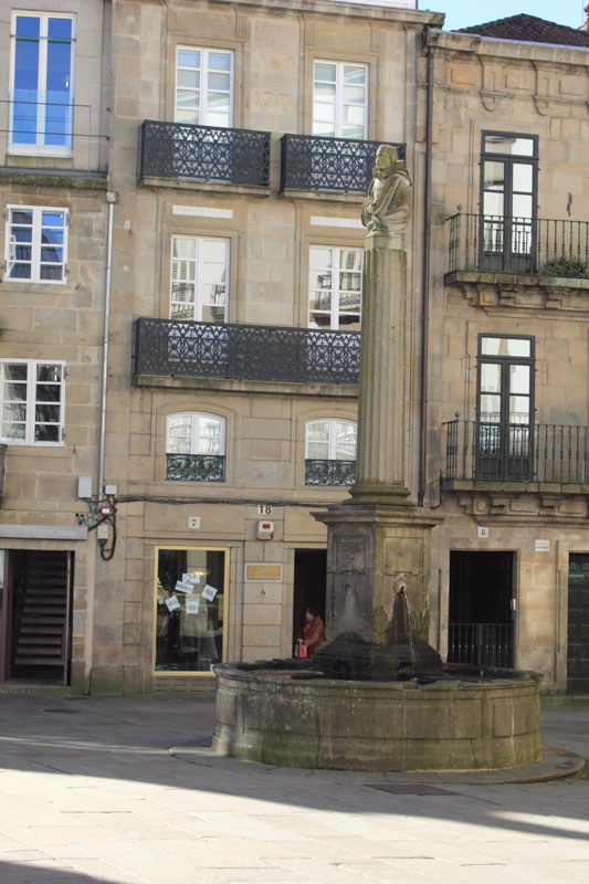 FONTE DA PRAZA DE CERVANTES