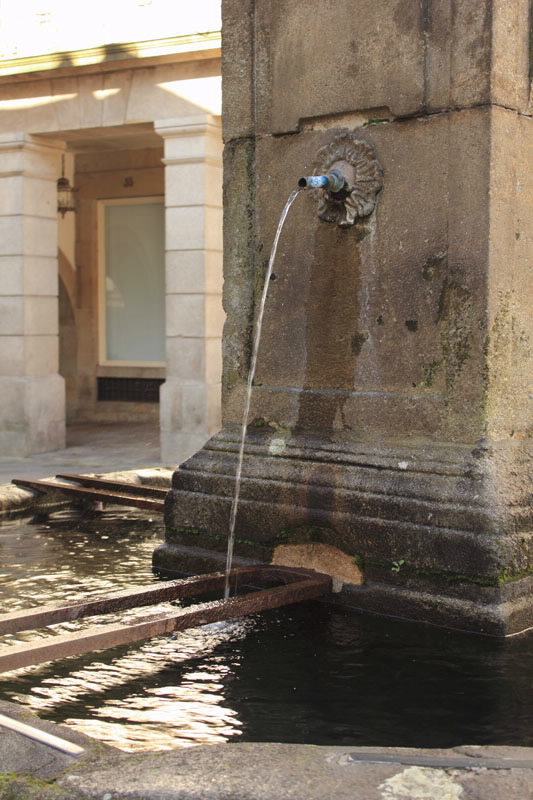 FONTE DA PRAZA DE CERVANTES