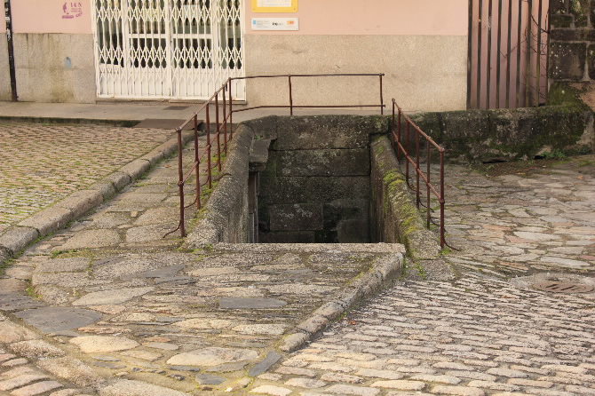 FONTE DA PRAZA DO MATADOIRO