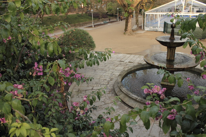 FONTE NO PASEO CENTRAL DA ALAMEDA