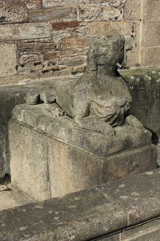 FONTE NA VIRXE DA CERCA