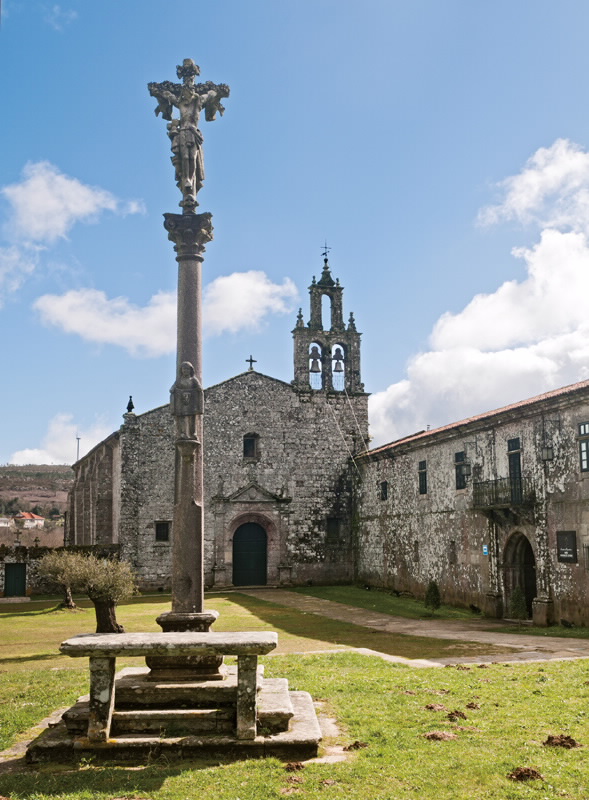 CRUCEIRO DE ACIVEIRO