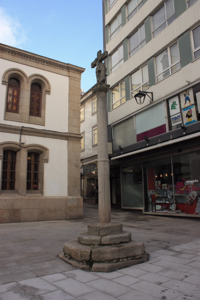 CRUCEIRO DA RÚA DE SAN ANDRÉS