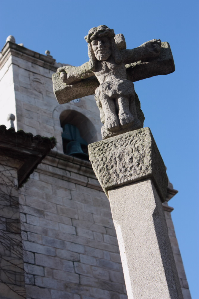 CRUCEIRO DA PRAZA DA CONSTITUCIÓN