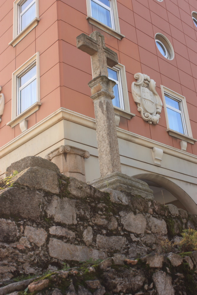 CRUCEIRO DO PASEO DA DÁRSENA