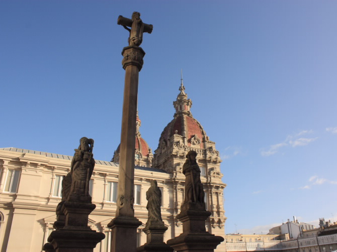 CRUCEIRO DA IGREXA DE SAN XURXO