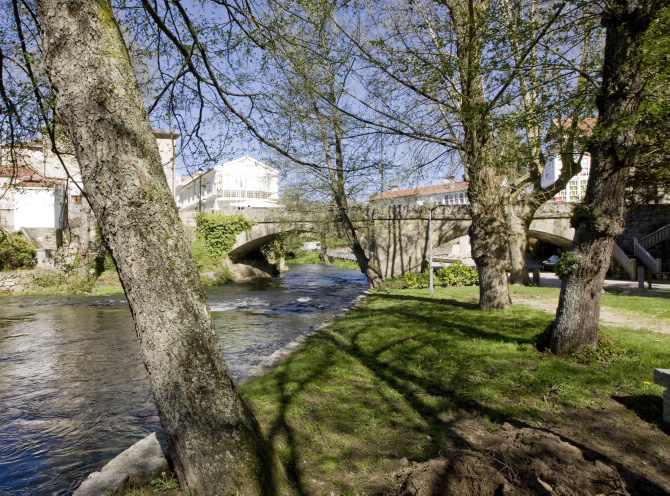 PONTE NOVA DE BAÑOS DE MOLGAS