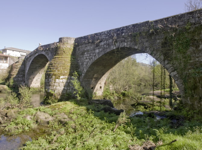 PONTE MEDIEVAL DE SAN CLODIO