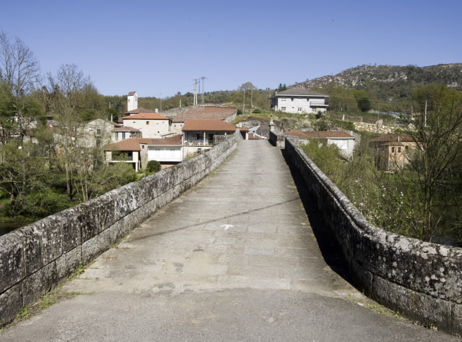 PONTE MEDIEVAL DE SAN CLODIO