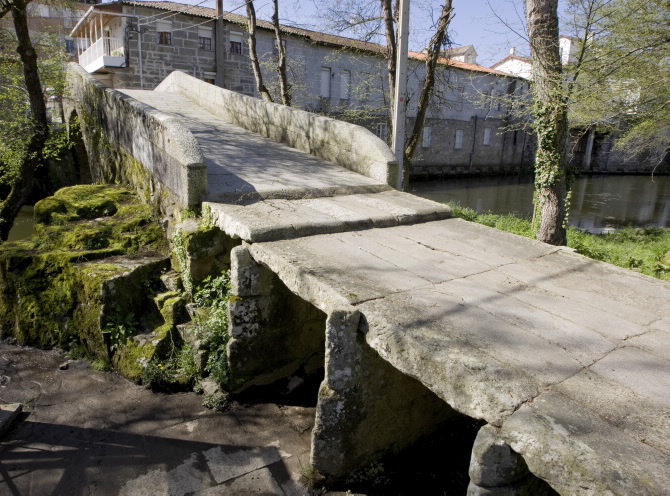 PONTE ROMANA DE BAÑOS DE MOLGAS OU A PONTE VELLA DE MOLGAS