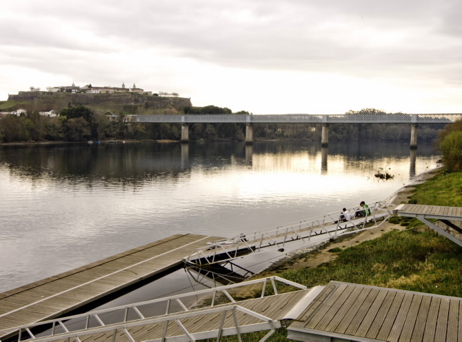 PONTE INTERNACIONAL DE TUI