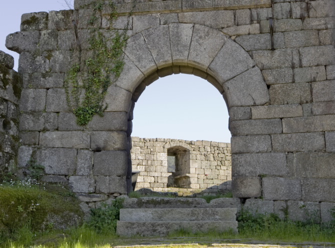 CASTELO CONDES DE RIBADAVIA