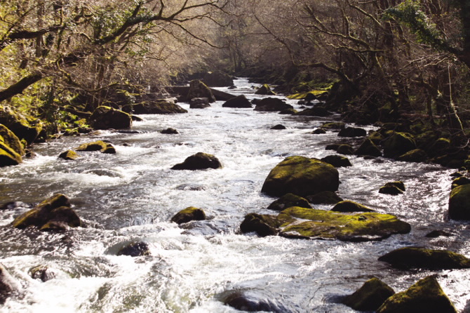 AS MARIÑAS CORUÑESAS E TERRAS DO MANDEO