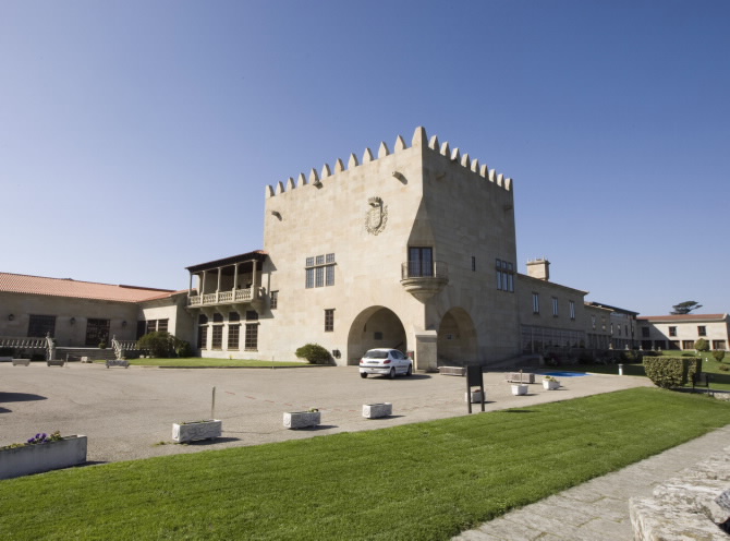 FORTALEZA DE MONTERREAL